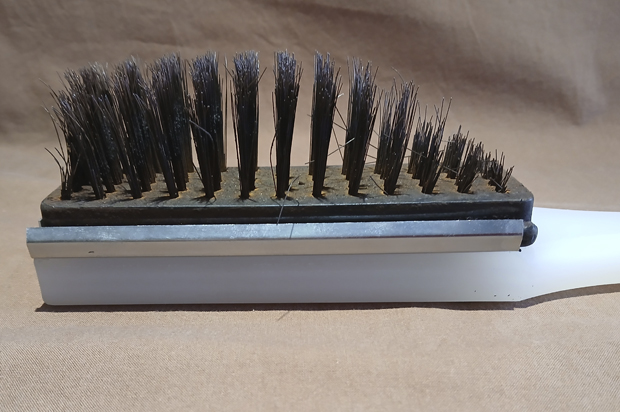 Ultra Scrub Steel Brush, Braaiborsel, Manufacturing
